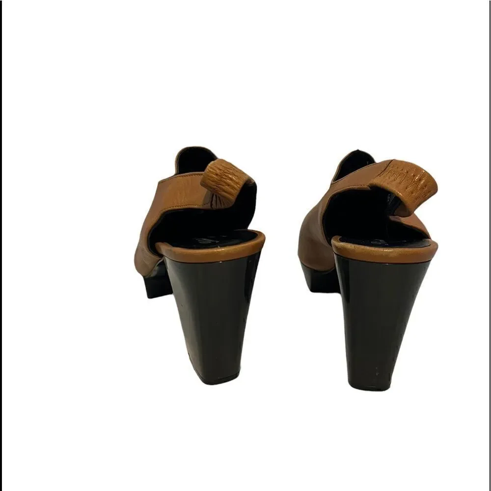 Rich Caramel Sexy Slingback Platform Pumps by Robert Clergerie of Paris Size 9.5